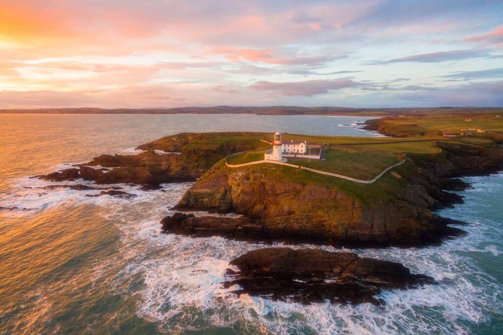 Galley Head Lighthouse History And Story, Dundeady Island.