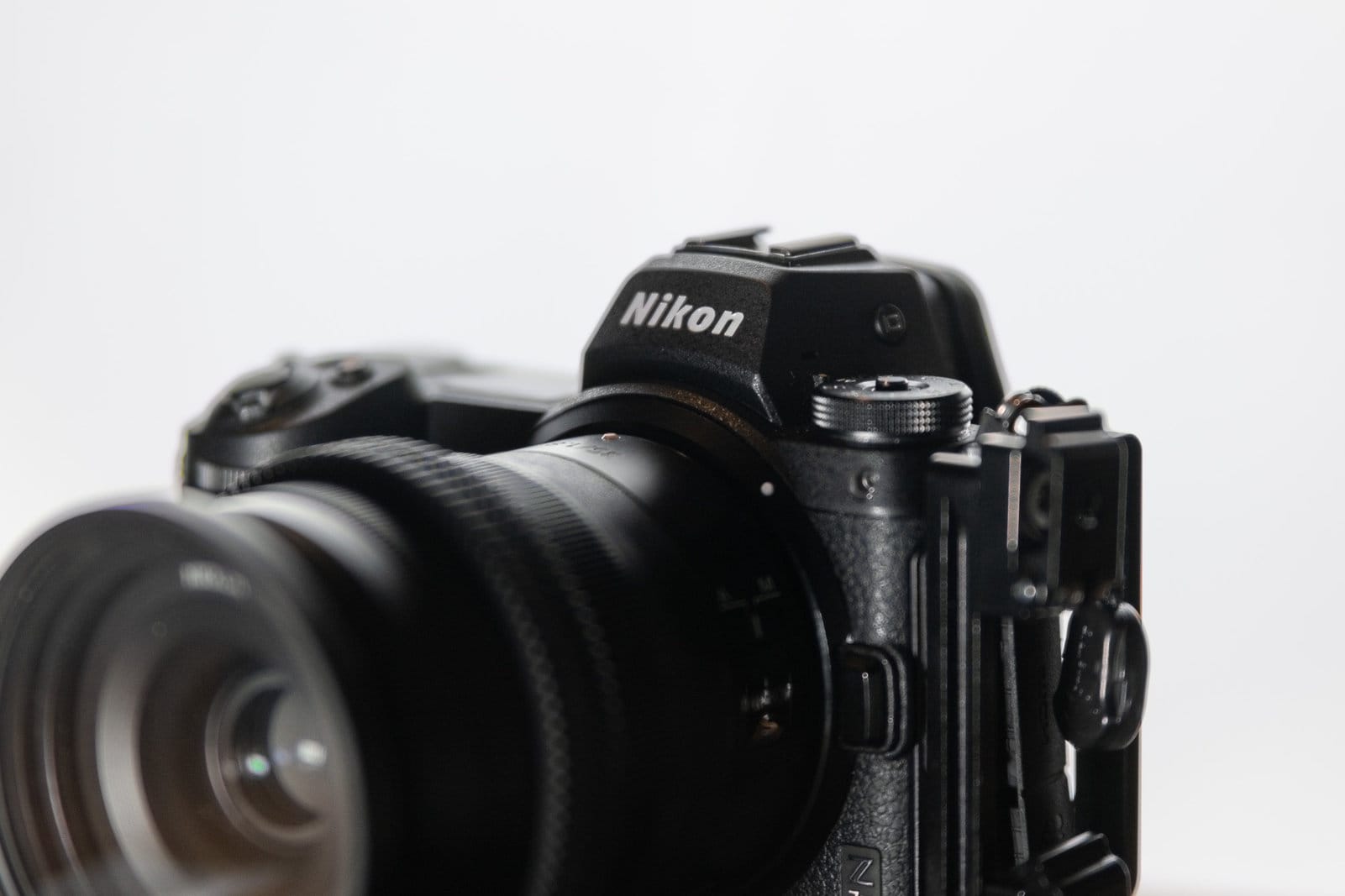 Meike 85mm F1.8 Review : Chromatic Aberration Corrected